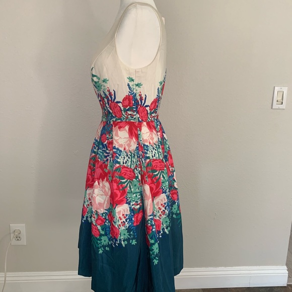 ModCloth Floral Dress (SOLD) - Picture 2 of 5
